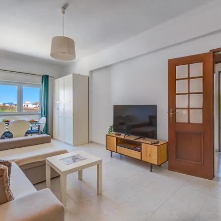 Lejlighed Spacious 3br